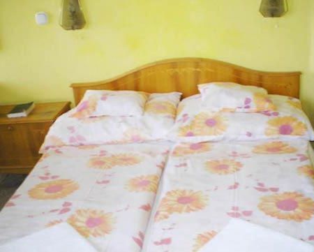 Krisztina Hotel Budapest Room photo