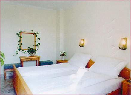 Krisztina Hotel Budapest Room photo